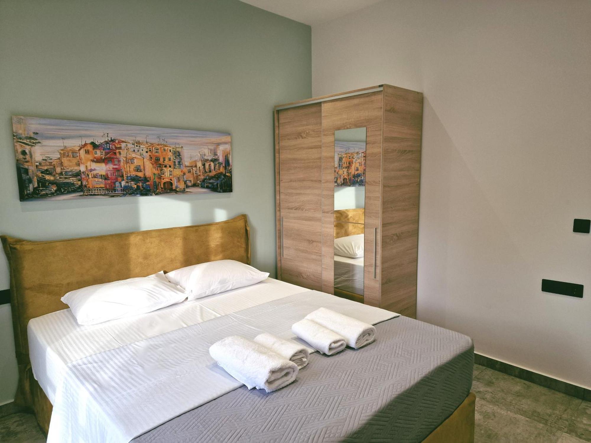 Zenozy Luxury
